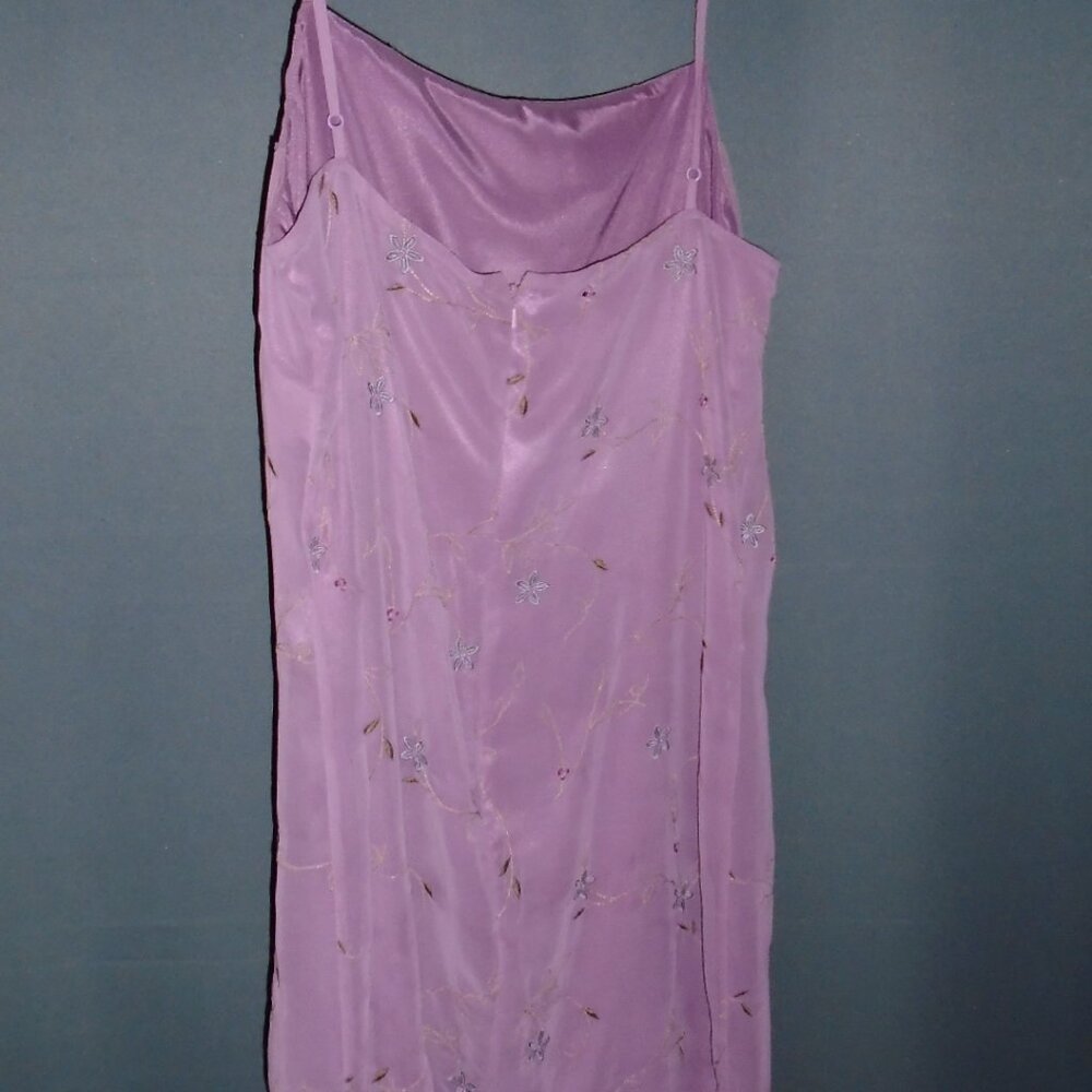The limited silky pink dress - Picture 2 of 4